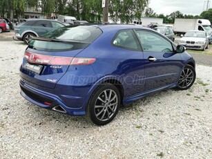 HONDA CIVIC 1.8 Type-S Megkímélt állapotban!!!