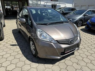 HONDA JAZZ 1.4 Elegance