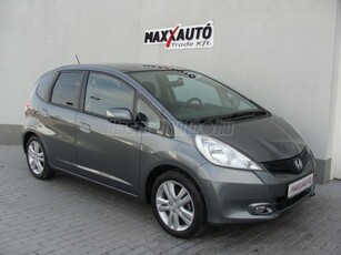 HONDA JAZZ 1.4 Executive 56.000 KM+ DIG.KLÍMA+TEMPOMAT!