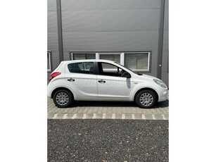 HYUNDAI I20 1.25 DOHC Classic AC