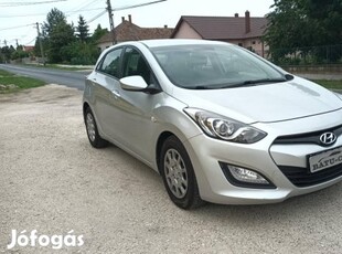 Hyundai I30 1.4 CRDi Comfort 1 Év Garancia! BAT...