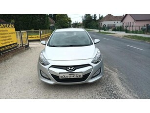 HYUNDAI I30 1.4 CRDi Comfort 1 ÉV GARANCIA! BATU-CAR ahol az autó gazdára talál! AUTÓBESZÁMÍTÁS!