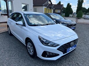 HYUNDAI I30 1.6 CRDi LP Life MO-i.első tulajtól!Bruttó ár!Új típus!