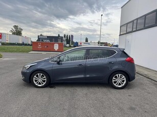 KIA CEE'D 1.6 CRDI EX 112e. Km Vezetett szervizkönyv!