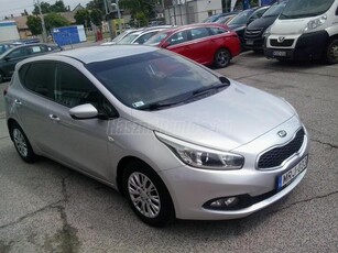 KIA CEE'D 1.6 CRDI EX FRISS MŰSZAKIVAL ! magyarországi autó !