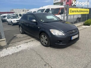 KIA CEE'D Pro1.4 EX