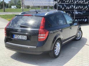 KIA CEE'D SW 1.6 EX Limited Plus Szkönyv