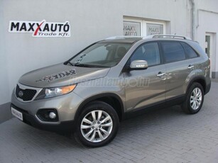 KIA SORENTO 2.2 CRDi EX Prémium BŐR+PANORÁMA TETŐ+TOLATÓKAMERA+TEMPOMAT!