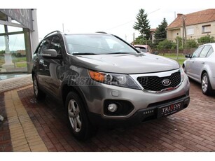 KIA SORENTO 2.4 LX (Automata) PANORÁMA/BŐR/KAMERA/XENON