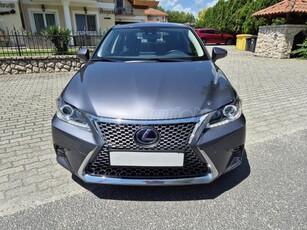 LEXUS CT 200h Prestiege Safety CVT