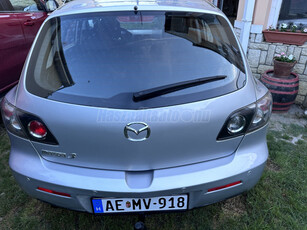 MAZDA 3 Sport 1.6 CE ferdehátú limuzin