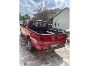 MAZDA B 2500 4x4