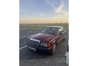 MERCEDES-BENZ 190 D