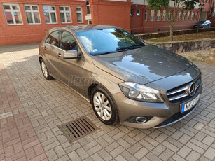 MERCEDES-BENZ A 180 (BlueEFFICIENCY) Style