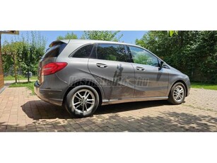 MERCEDES-BENZ B 180 BlueEFFICIENCY