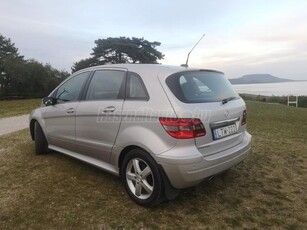 MERCEDES-BENZ B 200 CDI