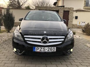 MERCEDES-BENZ B 220 CDI BlueEFFICIENCY (Automata) 170 Le / F1 -Váltó/ Automata