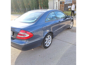 MERCEDES-BENZ CLK 200 Kompressor Avantgarde