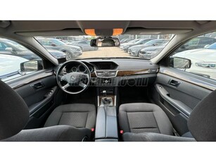 MERCEDES-BENZ E 200 CDI T BlueEFFICIENCY Avantgarde Gyári állapot! Gazdag felszereltség!