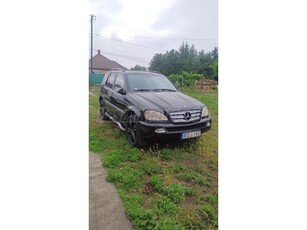 MERCEDES-BENZ ML 400 CDI Final Edition (Automata)