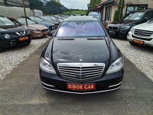 MERCEDES-BENZ S 350 BlueTEC (Automata) SZÍNES NAVI! ÉJJELLÁTÓ! SÁVELHAGYÓ! TÁV.TEMPOMAT! EL.TETŐ! XENON! SZELLŐZTETÉS!