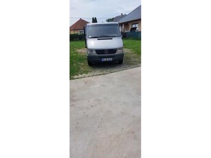 MERCEDES-BENZ SPRINTER 412D