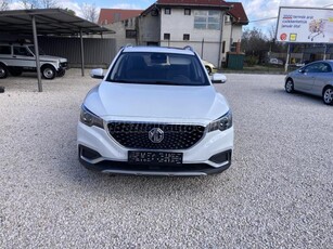 MG ZS 45 KWH.GARANCIÁLIS FRISS SZERVÍZ. FULL EXTRA BŐR BELSŐ.NAGY ÜVEG TETŐ. TÁVOLSÁG