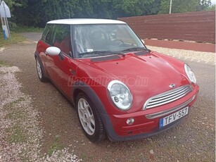 MINI COOPER 1.6i