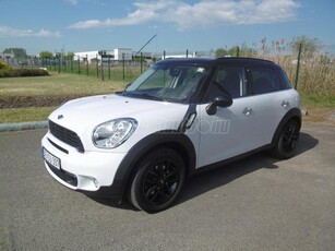 MINI COUNTRYMAN Cooper1.6 S ALL4 (Automata) Vezetett szervizkönyv