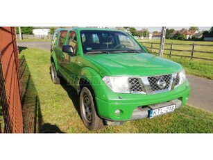 NISSAN PATHFINDER 2.5 Tdi SE eladó