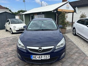 OPEL ASTRA J 1.4 Selection 1.4 SZÍVÓ BENZIN!