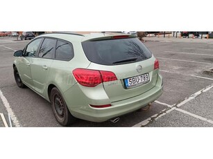 OPEL ASTRA J 1.4 Sport Sport Tourer