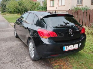 OPEL ASTRA J 1.6 Enjoy