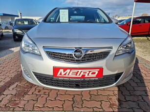 OPEL ASTRA J 1.6 Enjoy leinformálható km!