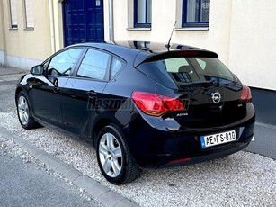 OPEL ASTRA J 1.7 CDTI Cosmo 210ekm