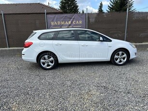 OPEL ASTRA J 1.7 CDTI Essentia