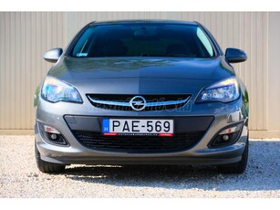 OPEL ASTRA J Sedan 1.6 Enjoy EURO6 MAGYAR// 1évEXTRAGARANCIA// NAGYKIJELZŐ// TEMPOMAT// FÉLBŐR//