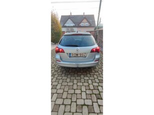 OPEL ASTRA J Sports Tourer 1.6 CDTI Start-Stop Cosmo