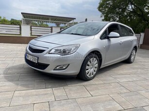 OPEL ASTRA J Sports Tourer 1.7 CDTI Cosmo