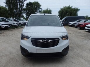 OPEL COMBO Cargo 1.5 DTH L2H1 2.4t Cargo Edition (3 személyes ) Legjobb ajánlatok nálunk! Több darab elérhető készletünkön!