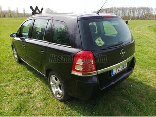 OPEL ZAFIRA B 1.9 CDTI Cosmo