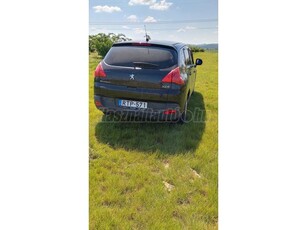 PEUGEOT 3008 1.6 VTi Confort Pack