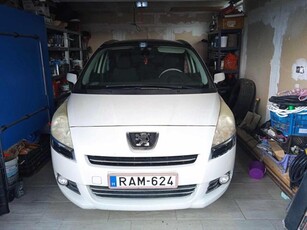 PEUGEOT 5008 1.6 THP Premium EURO5