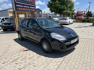 RENAULT CLIO 1.2 16V Authentique