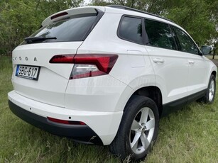 SKODA KAROQ 1.6 TDI SCR Style Új korától magyar.valós kilométerfutás.vezetett szerviz 126e.km.Friss műszaki