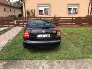 SKODA OCTAVIA 1.6 Ambiente Dual