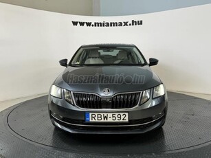 SKODA OCTAVIA 1.6 CR TDI Style magyar. 1 tulaj. gyári fényezés. végig márkaszervizben szervizelt. ÁFA-s