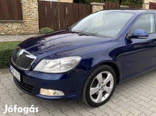 Skoda Octavia 2.0 CR TDI Elegance Foglalózva!10...