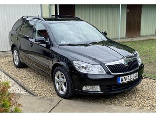 SKODA OCTAVIA Combi 1.4 TSI Elegance