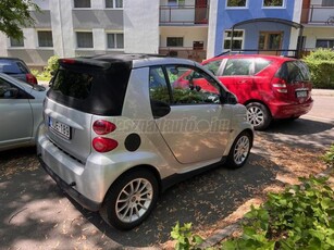 SMART FORTWO Cabrio 1.0 Passion Softouch KLIMA.VISSZAGURULÁSGÁTLÓ.AUX.NÉGYÉVSZAKOS GUMI